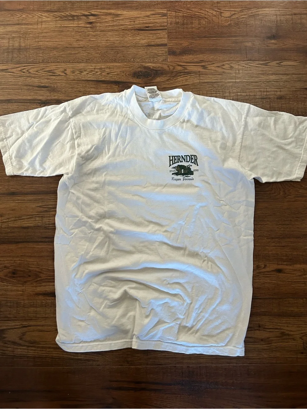90’s Hernder Niagara Peninsula Wine Graphic Tee - Picture 1 of 5